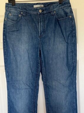 Chico Jeans w/designs on back pockets